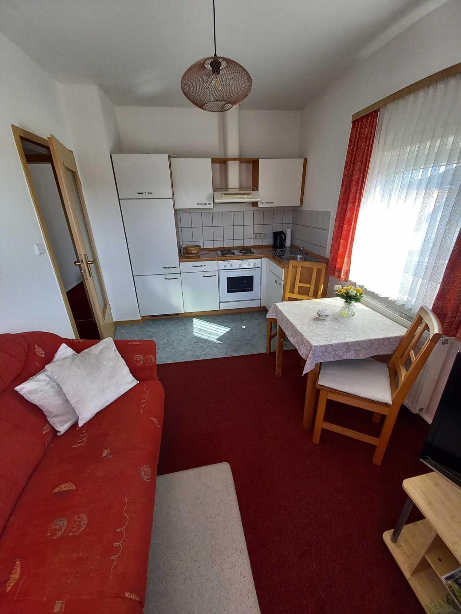Bitter Apartment *