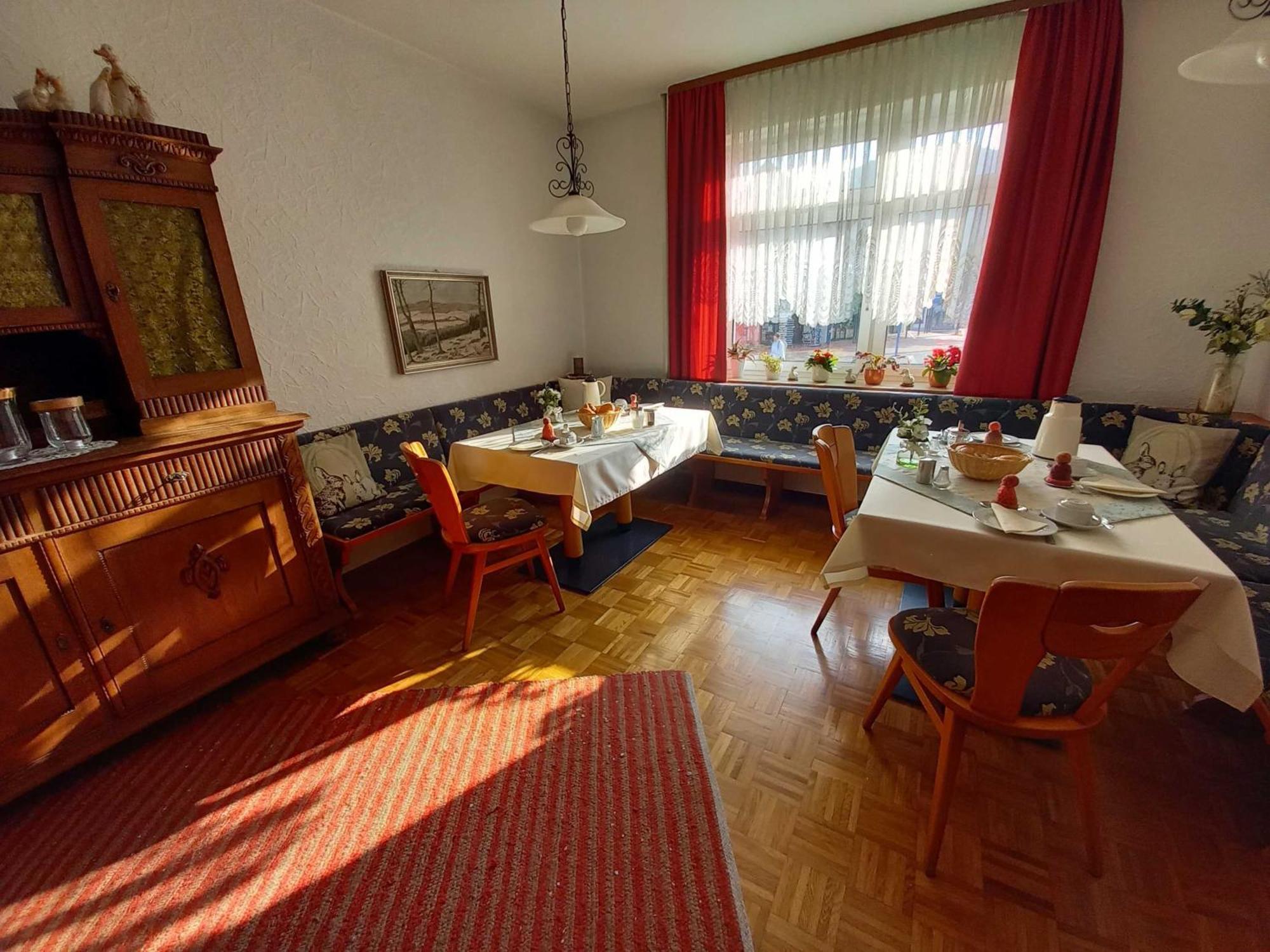 Bitter Apartment *